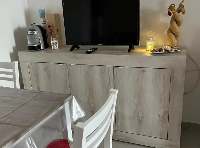 Brezza Di Mare 度假居 *